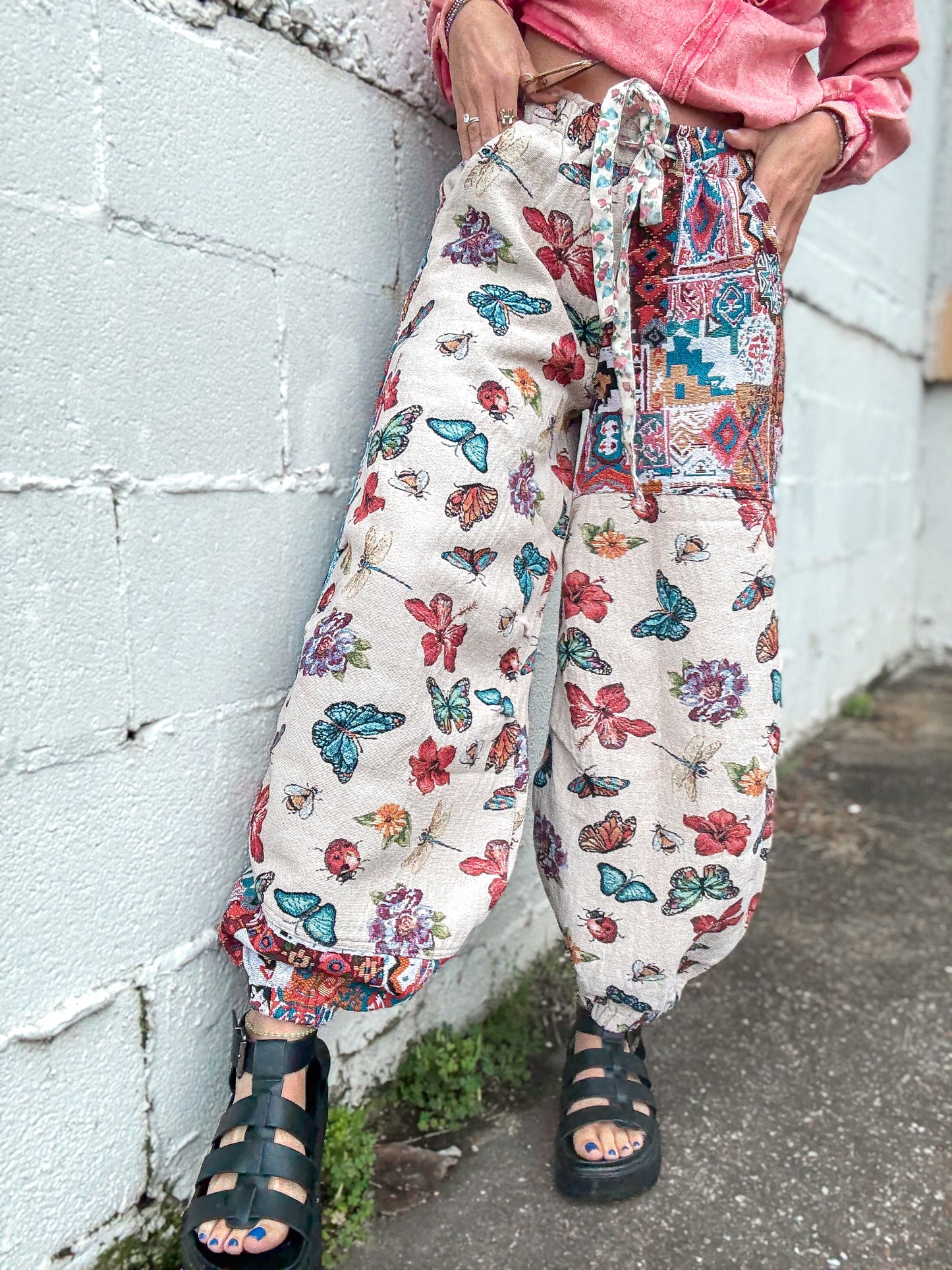 Flutter & Bloom Bottoms