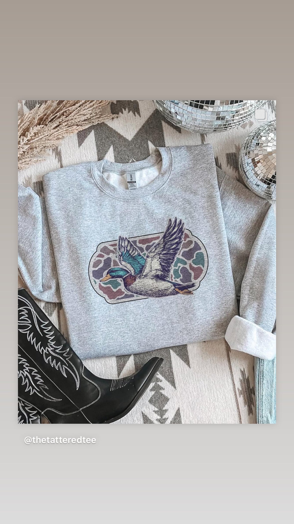 (PRE-ORDER) Duck Camo Sweatshirt