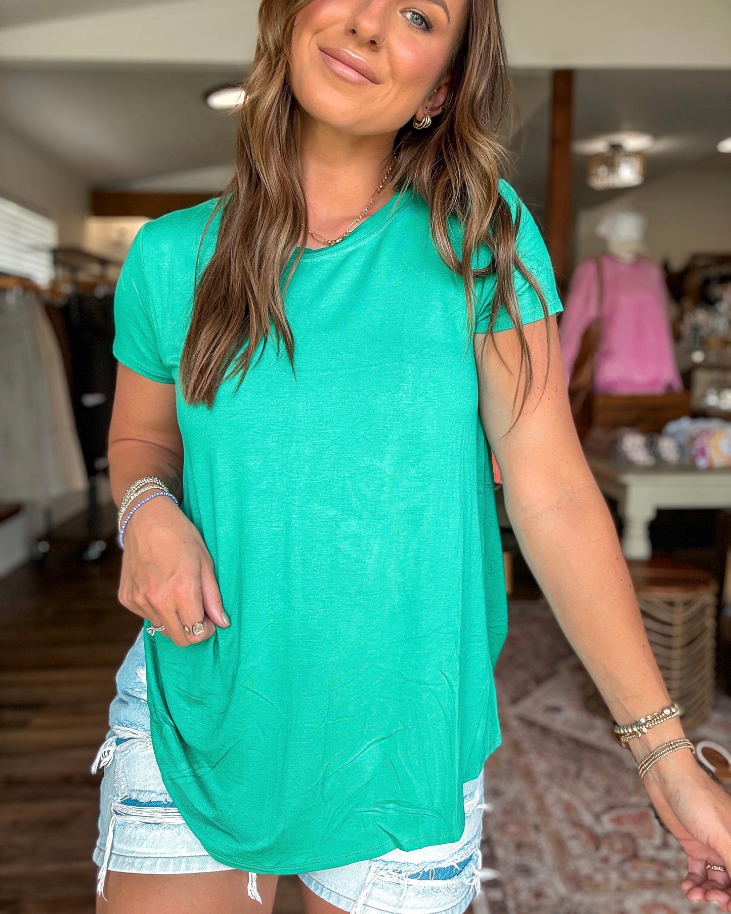 Easy Does It Flowy Round Hem Top (K Green)