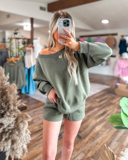 Day In The Life Sweatshirt Set (Olive)