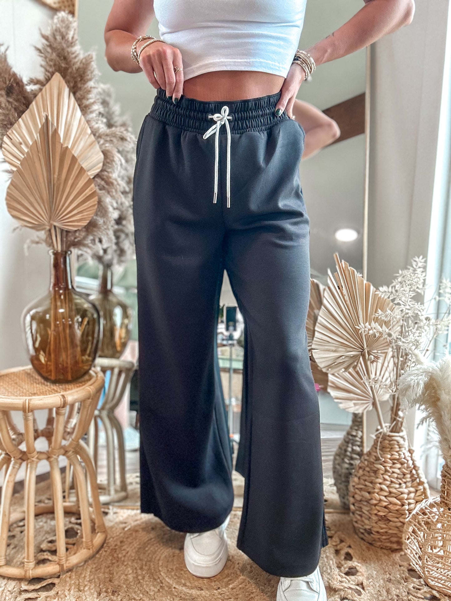 Scuba Drawstring Pants (Black)