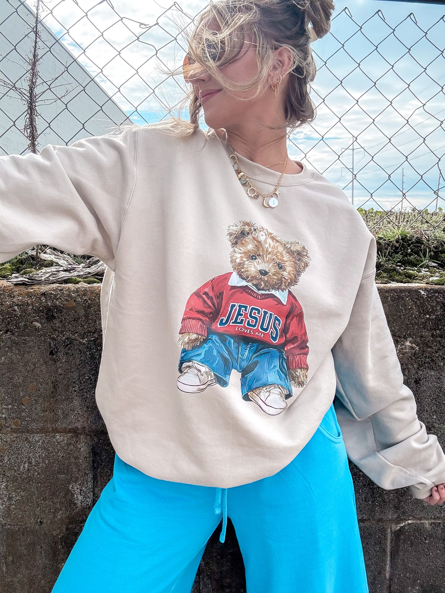 Vintage Teddy Sweatshirt (Pre-Order)