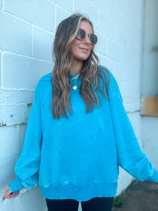 Weekend Wash Oversized Pullover (Sky)
