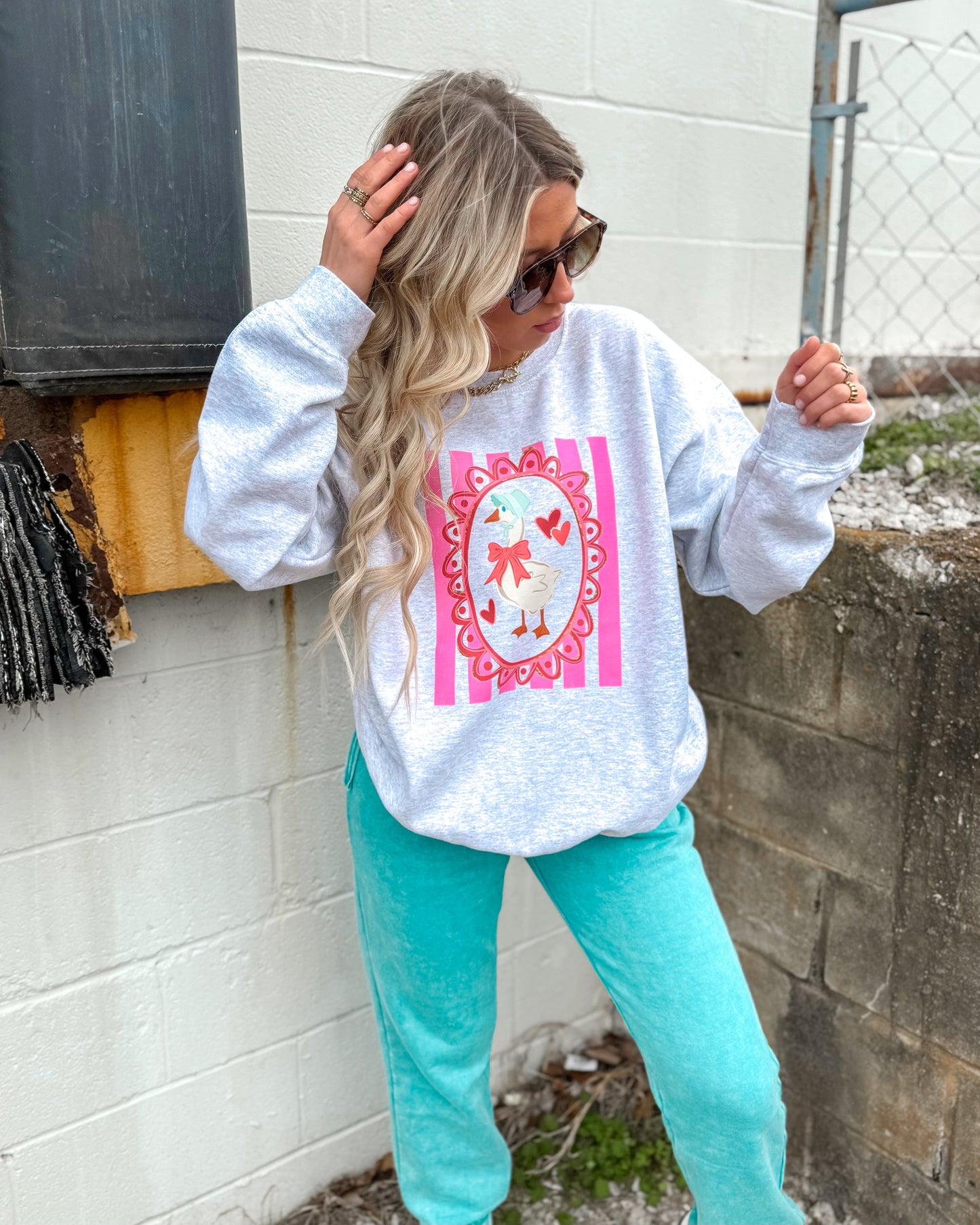 Darling Goose Sweatshirt (Pre-Order)