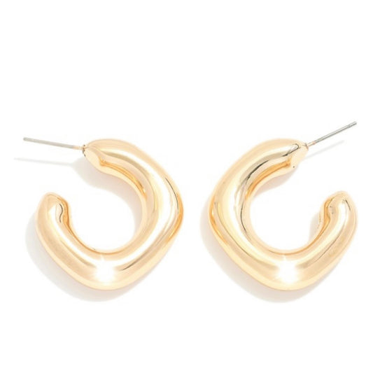 Squared Off Huggie Earrings (Gold)