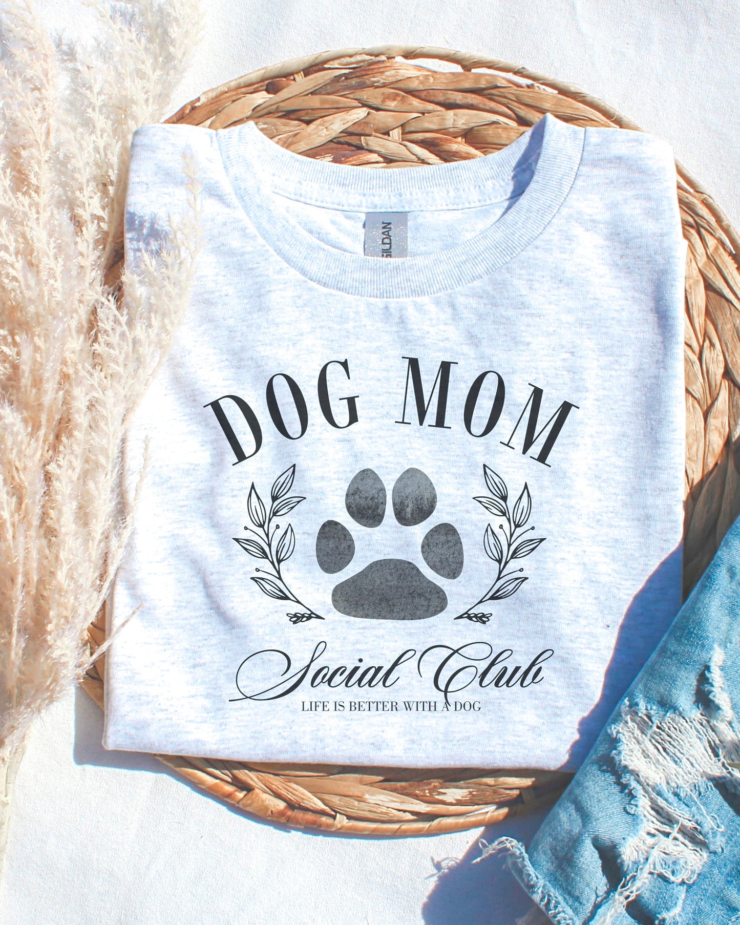 Dog Mom Tee (PRE-ORDER)