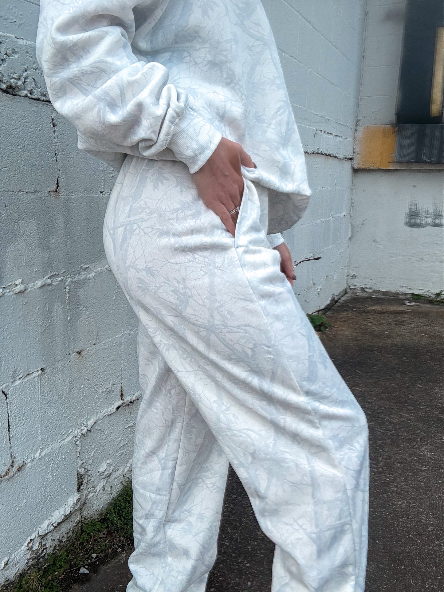 Ivory Hunt Camo Sweatpants